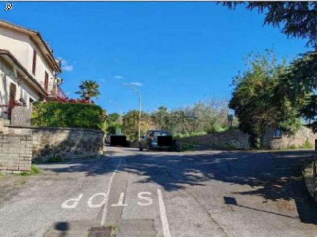 Appartamento in vendita di 117 m² in Via Monte Grappa