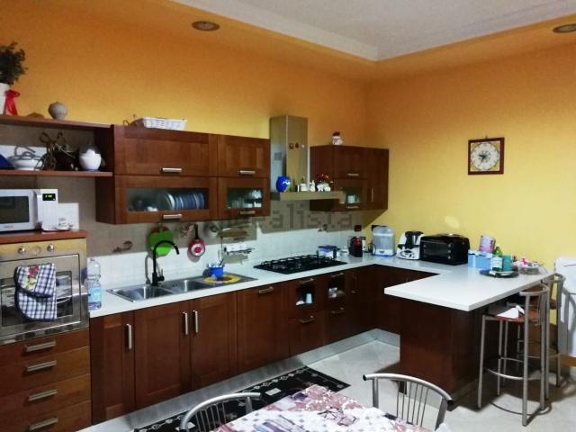 Appartamento in vendita di 117 m² in Via Madonna del Carmine, 21