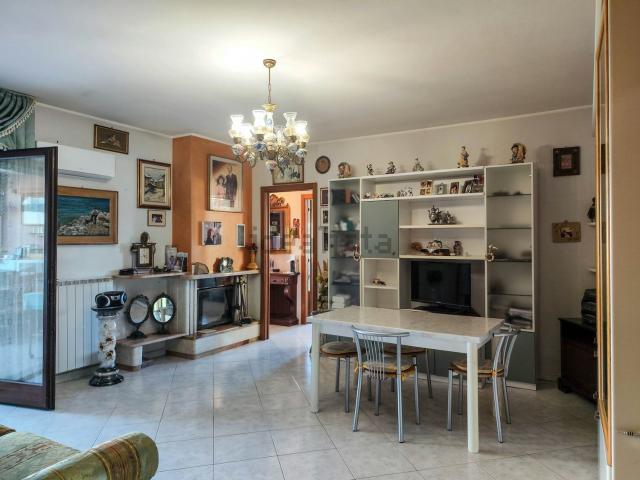 Appartamento in vendita di 117 m² in Via Maiella, 47
