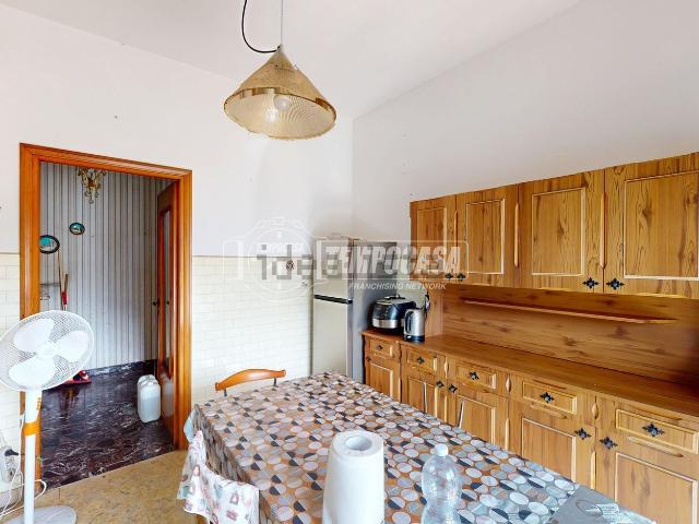 Appartamento in vendita di 117 m² in Via Marco Federici, 3