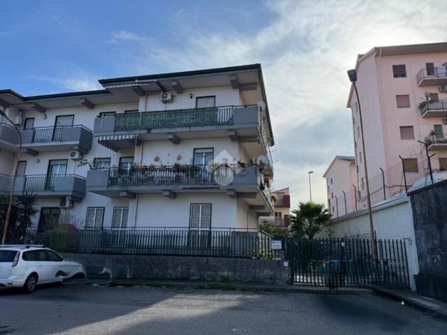 Appartamento in vendita di 117 m² in Via Mario Carbonaro, 144