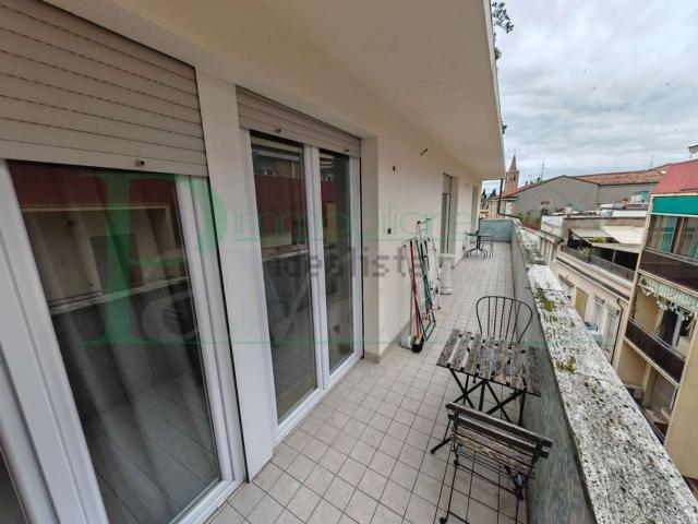 Appartamento in vendita di 117 m² in Via Mentana, 19