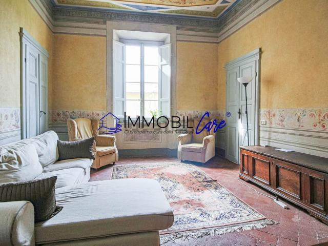 Appartamento in vendita di 117 m² in Via San Michele degli Scalzi, 56124
