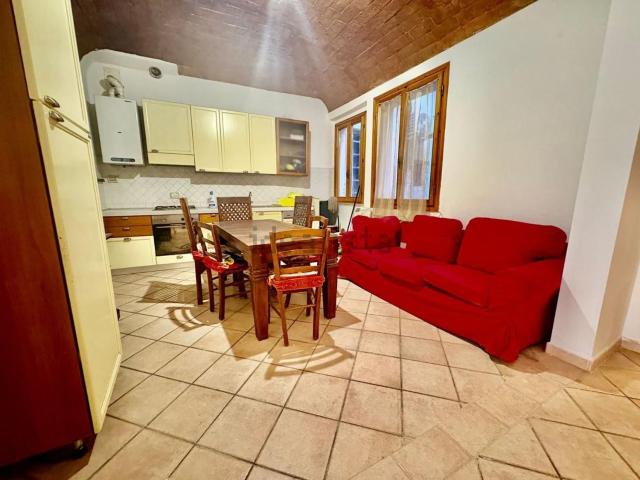 Appartamento in vendita di 117 m² in Via P. Neri, 10