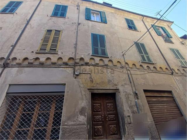 Appartamento in vendita di 117 m² in Via Pallavicino, 12