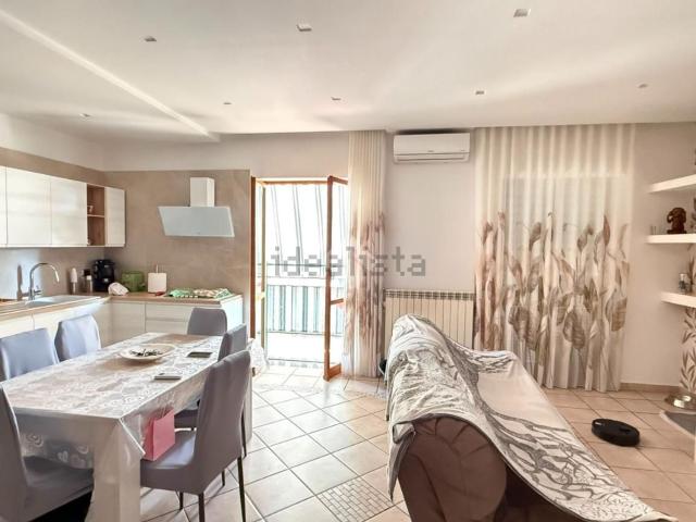 Appartamento in vendita di 117 m² in Via Plebiscito a Piscinola, 25