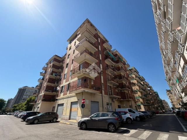 Appartamento in vendita di 117 m² in Via Roberto Santamaria, 126