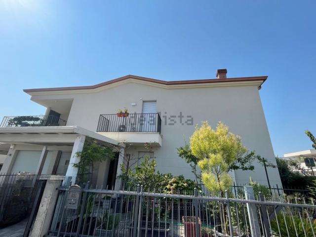 Appartamento in vendita di 117 m² in Via Roma