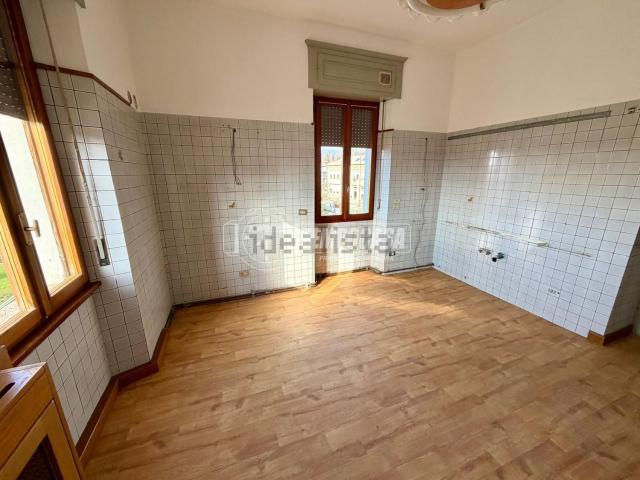Appartamento in vendita di 117 m² in Via Roma, 5
