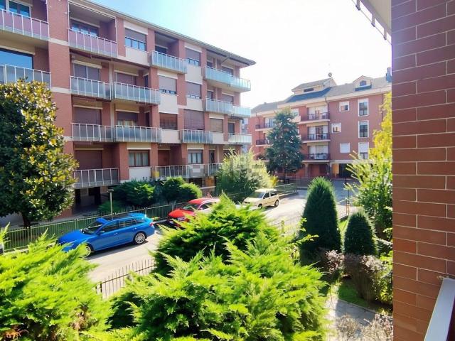 Appartamento in vendita di 117 m² in Via Ugo Foscolo, 6