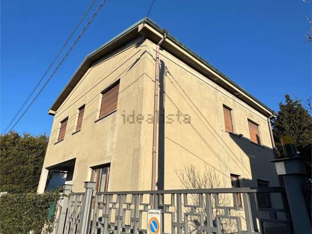 Appartamento in vendita di 117 m² in Via Volturno, 13