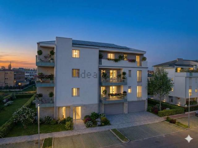 Appartamento in vendita di 117 m² in Via Vittorino Carra