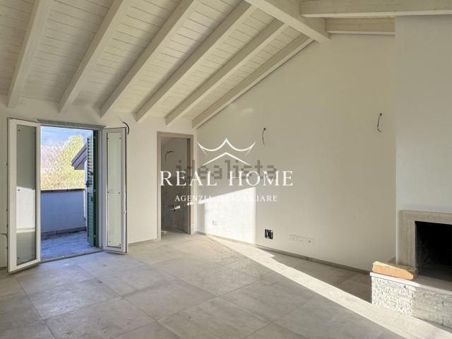 Appartamento in vendita di 117 m² in Borgo di Casale, 7