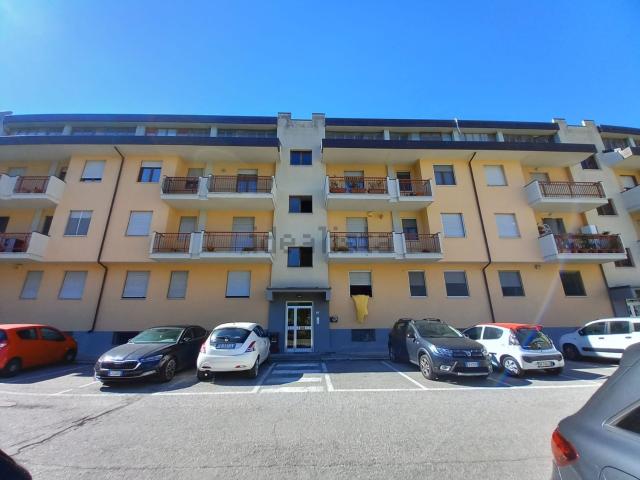 Appartamento in vendita di 117 m² in Largo delle Querce, 7