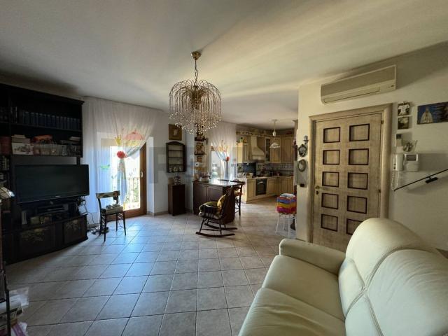 Appartamento in vendita di 117 m² in Largo Ricci, 19