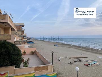 Appartamento in vendita di 117 m² in Lungomare Enea