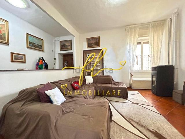 Appartamento in vendita di 117 m² in Salita Mellini