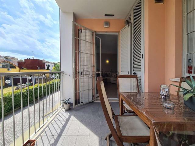 Appartamento in vendita di 118 m² in Via Giacomo Leopardi, 110