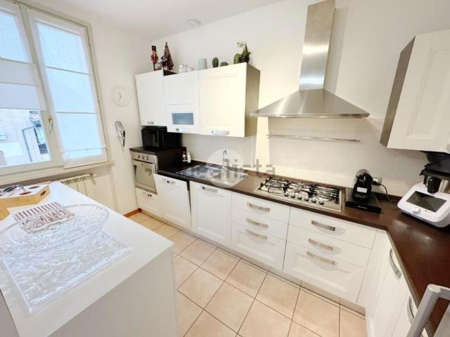Appartamento in vendita di 118 m² in Via C. San Balzari, 2