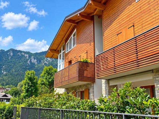 Appartamento in vendita di 118 m² in Via Conciliazione, 51