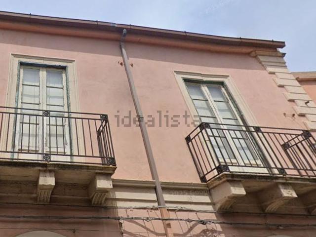 Appartamento in vendita di 118 m² in Via Consolare Valeria, 59