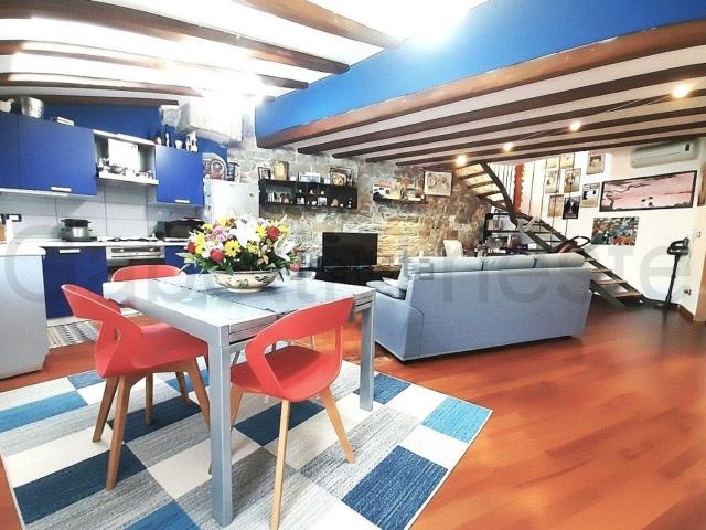 Appartamento in vendita di 118 m² in Via Conti