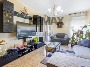 Appartamento in vendita di 118 m² in Via Calatabiano Pasteria, 3