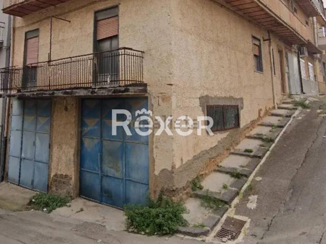 Appartamento in vendita di 118 m² in Via Campania