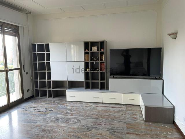 Appartamento in vendita di 118 m² in Via Carpi Ravarino, 833