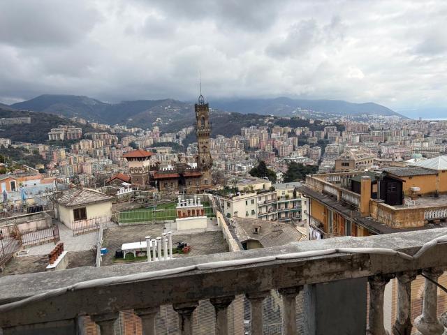 Appartamento in vendita di 118 m² in Via Cesare Cabella