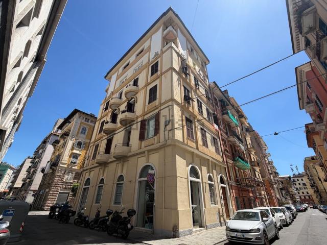 Appartamento in vendita di 118 m² in Via Cristoforo Colombo, 60