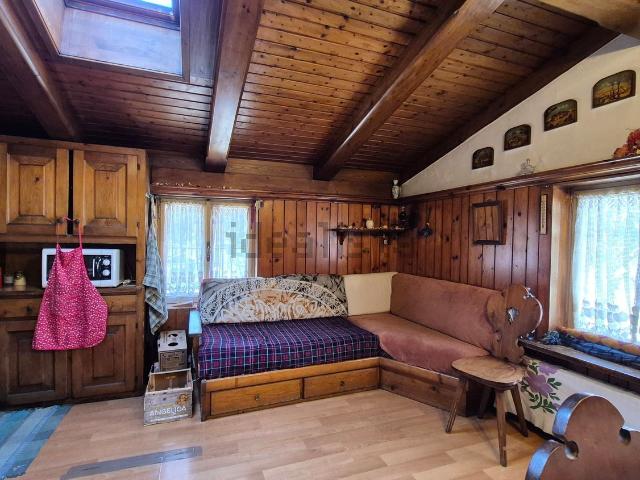 Appartamento in vendita di 118 m² in Via Antelao, 99