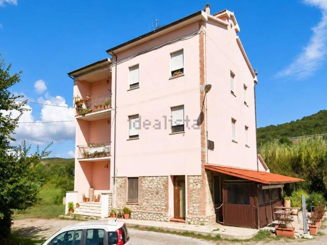 Appartamento in vendita di 118 m² in Via Arno, 5