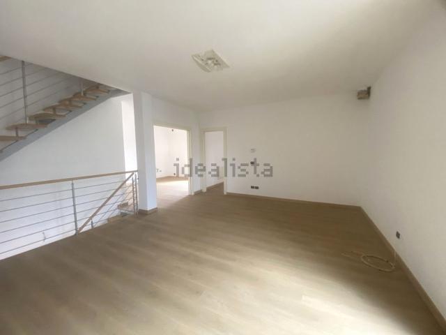 Appartamento in vendita di 118 m² in Via G. Missaglia