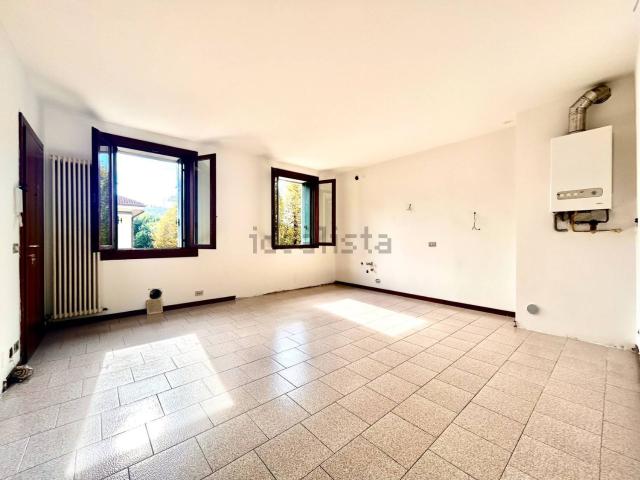 Appartamento in vendita di 118 m² in Via Gabriele D&apos Annunzio, 68