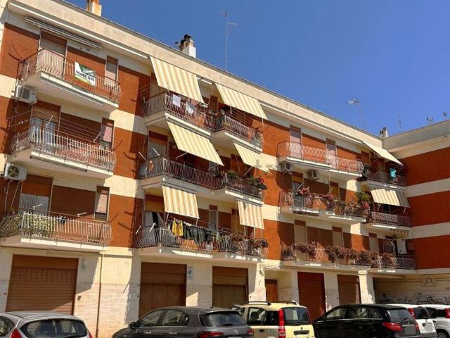 Appartamento in vendita di 118 m² in Via Genova