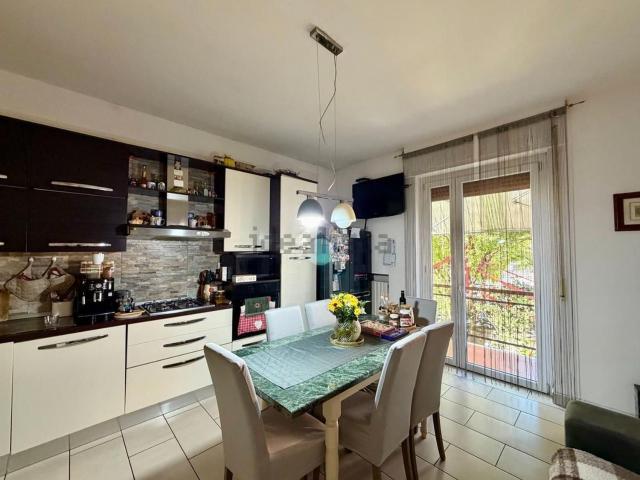 Appartamento in vendita di 118 m² in Via Giuseppe Parini