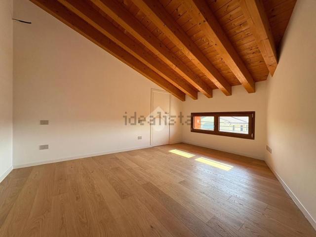 Appartamento in vendita di 118 m² in Via Gritti, 1