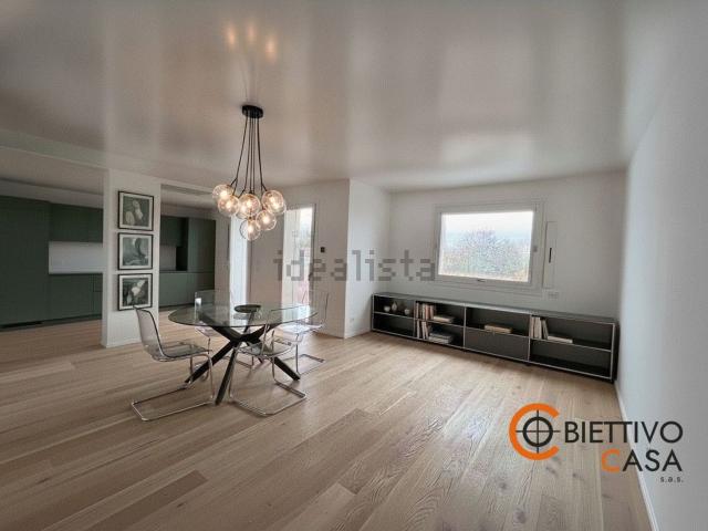Appartamento in vendita di 118 m² in Via Don Giovanni Minzoni