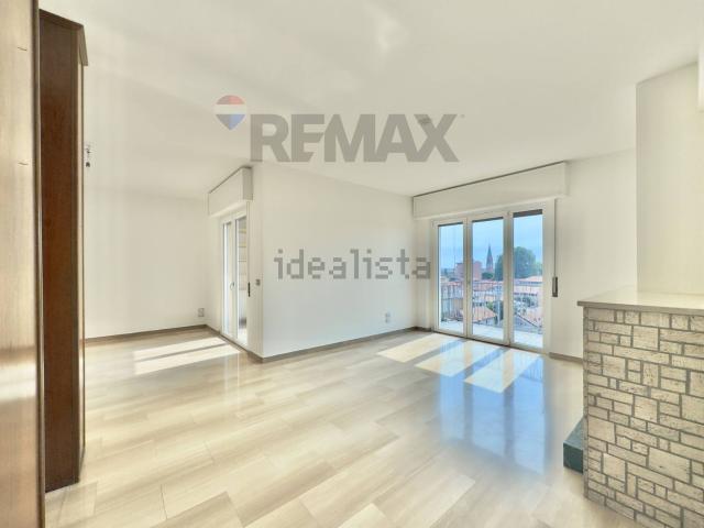 Appartamento in vendita di 118 m² in Via Dante, 8