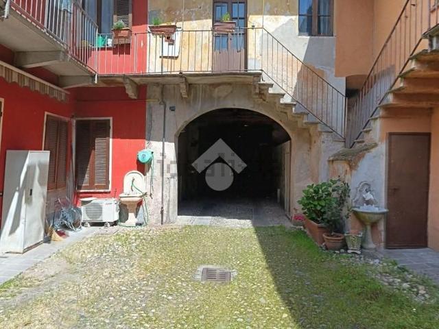 Appartamento in vendita di 118 m² in Via Dante Alighieri, 1