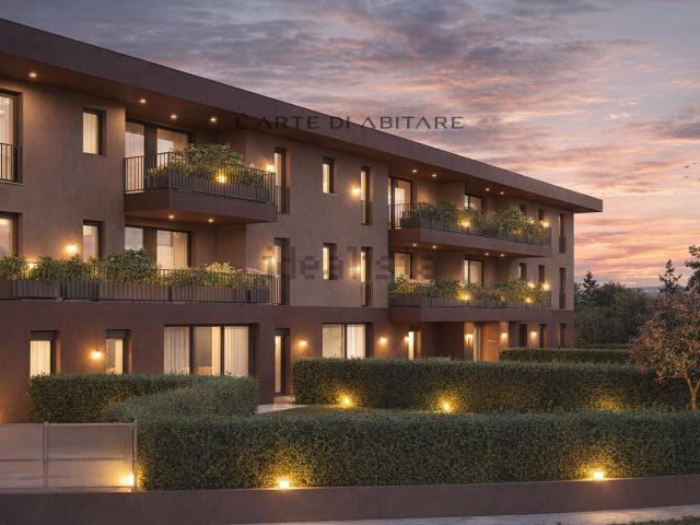 Appartamento in vendita di 118 m² in Via degli Alpini, 17