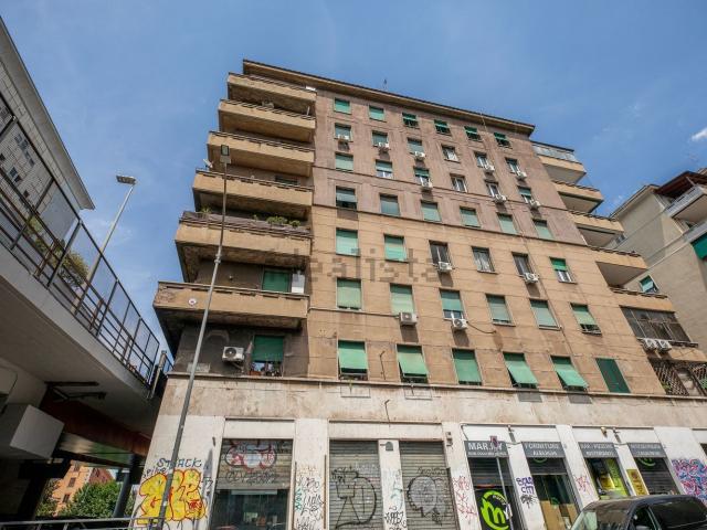 Appartamento in vendita di 118 m² in Via degli Orti Variani