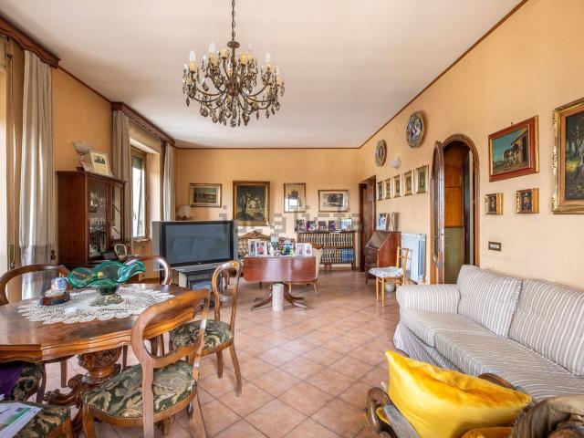 Appartamento in vendita di 118 m² in Via degli Orti Variani
