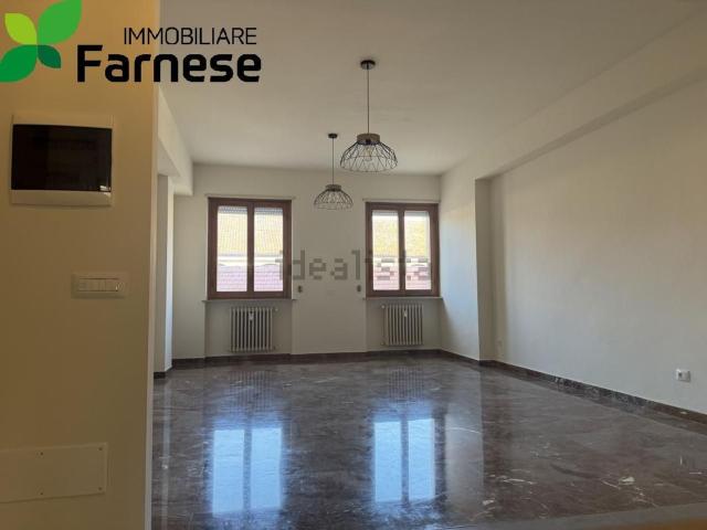 Appartamento in vendita di 118 m² in Via del Castello, 70