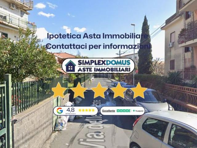 Appartamento in vendita di 118 m² in Via delle Ginestre
