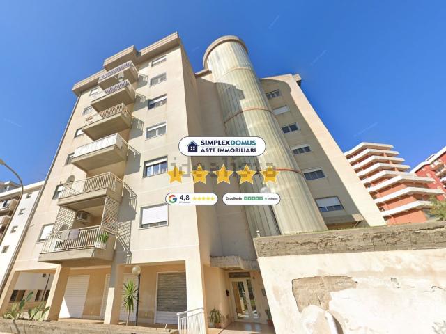 Appartamento in vendita di 118 m² in Via Luigi Bruno