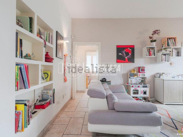 Appartamento in vendita di 118 m² in Via Mercurio