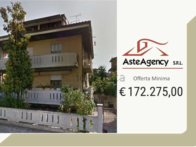 Appartamento in vendita di 118 m² in Via Niccolò Machiavelli, 16