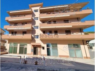 Appartamento in vendita di 118 m² in Via Sorda Sampieri, 46